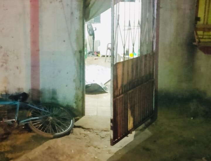 Homem é morto e dois ficam feridos em ataque a tiros dentro de residência em Cuiabá