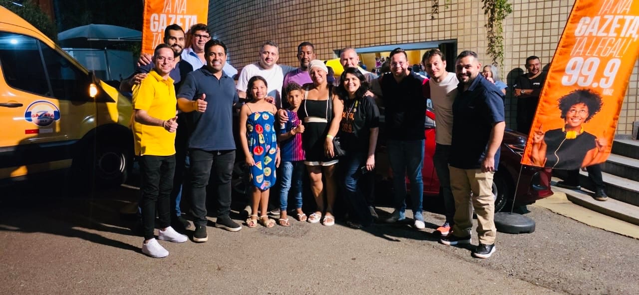 Família do Jardim Vitória ganha carro zero na Rede União