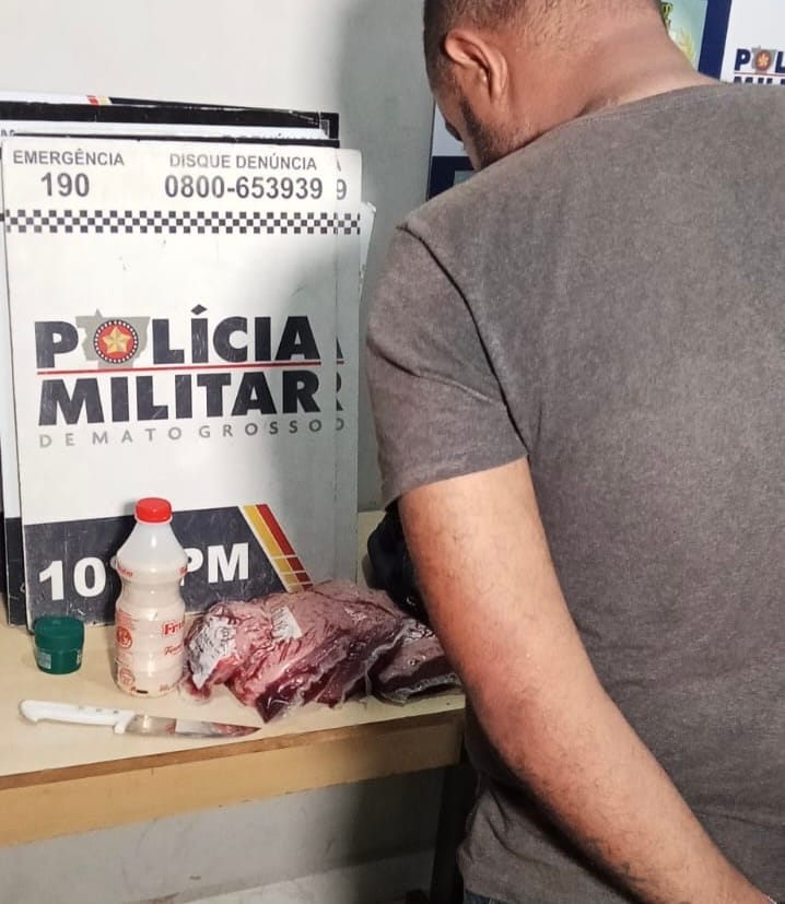 Ladrão da picanha ataca supermercado, ameaça funcionários com faca e acaba preso na Avenida do CPA