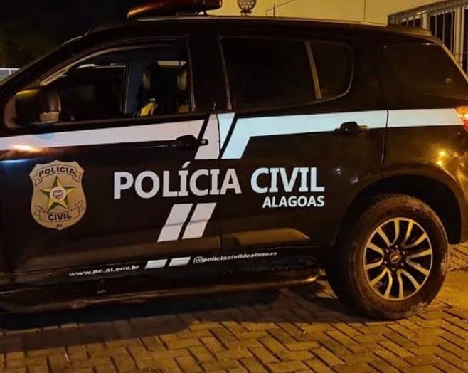 PM resgata jovens mantidos em cárcere e desarticula ação criminosa