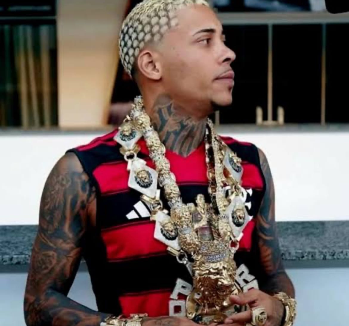 FUNKEIRO NA MIRA DA JUSTIÇA EM MT: MC POZE DO RODO VAI ENFRENTAR AUDIÊNCIA POR TRÁFICO E OUTROS CRIMES