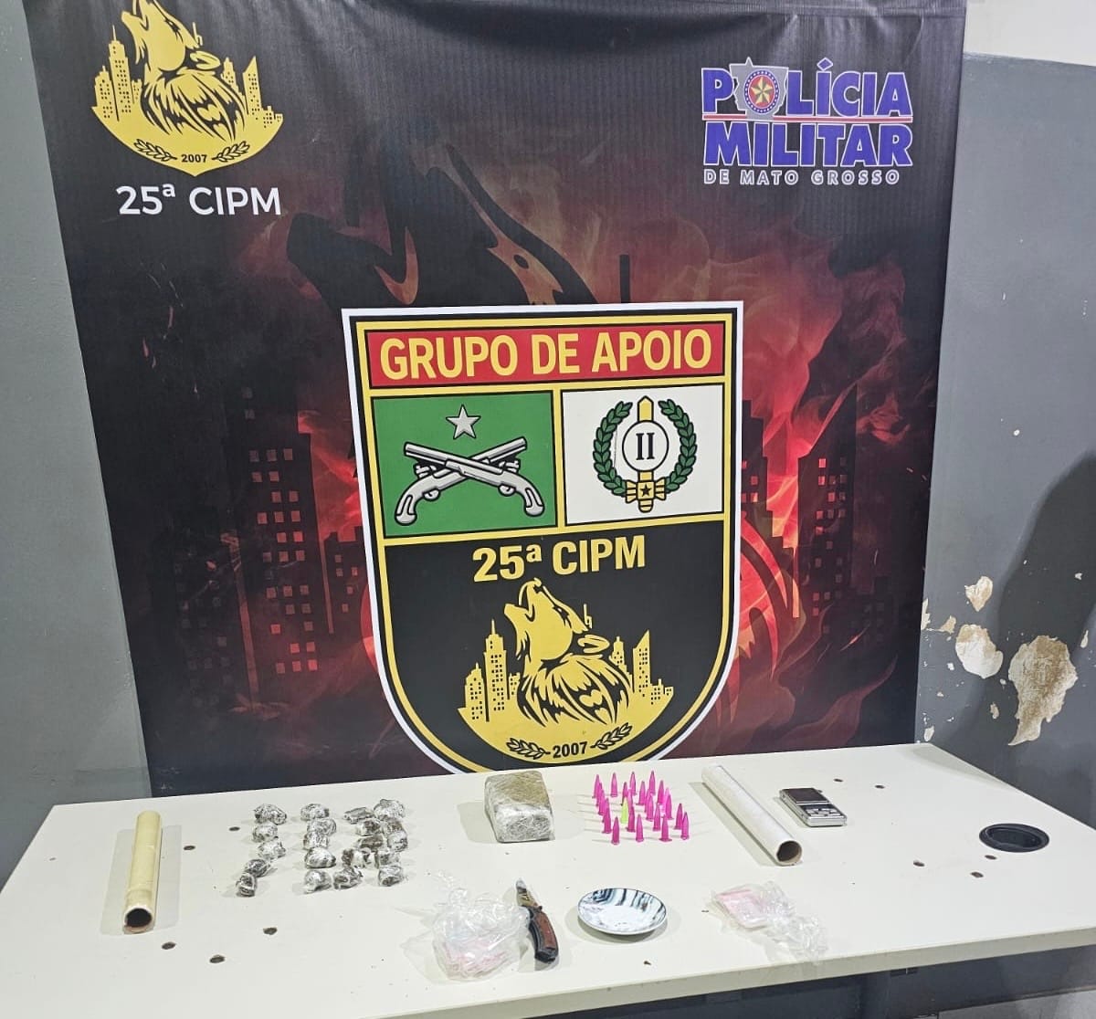 TRAFICANTE É PRESO COM DROGAS E BALANÇA DE PRECISÃO EM VÁRZEA GRANDE
