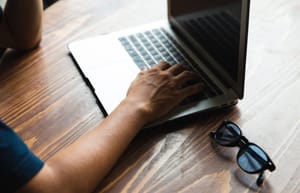 Checkout online: entenda como funciona e por que ele impacta diretamente na experiência de compra