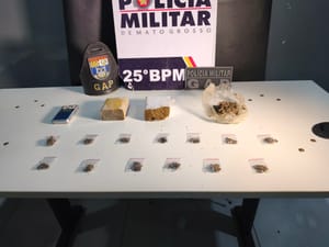 Ação rápida do GAP no bairro 8 de Março resulta na apreensão de drogas, veículos e materiais do tráfico em Várzea Grande