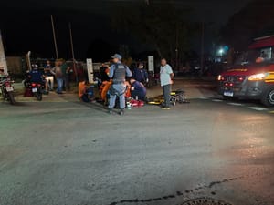 AGORA: Motoqueiro fica gravemente ferido após manobra brusca para evitar colisão, em Cuiabá