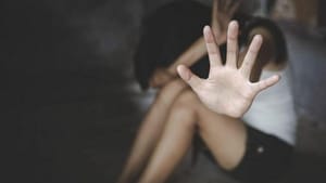 🔴 Justiça tarda, mas chega: condenado por abuso infantil começa a cumprir pena após anos de angústia da família