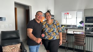 Moradora do bairro São Mateus em Cuiabá ganha sozinha R$ 10 mil no MTCAP e comemora realização de um sonho