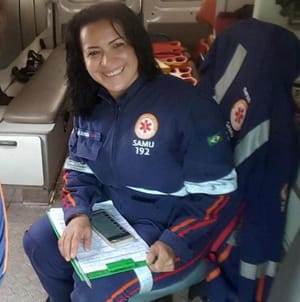 Colegas da saúde prestam emocionante homenagem à técnica de enfermagem Evanil Lourença de Arruda