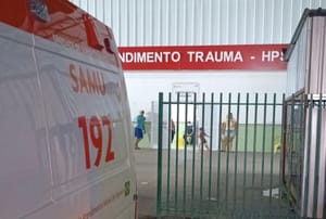 Superlotação no PS de Várzea Grande afeta atendimento do Samu e Bombeiros nas ruas