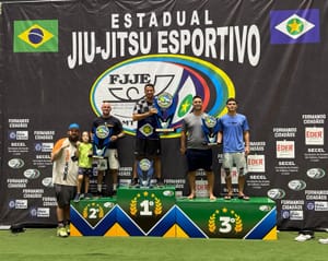 Várzea Grande conquista títulos por equipes e se destaca no Campeonato Estadual de Jiu-Jitsu