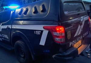 🚨 Filha é detida após ameaçar os pais e destruir casa em Várzea Grande